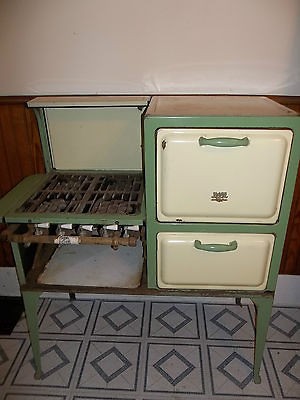 Early 1900s VINTAGE CLARK JEWEL GAS STOVE