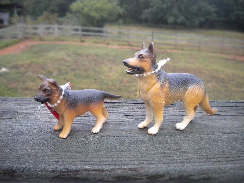 German Shepherd & Pup by Safari Ltd; Shephard/dog/t​oy