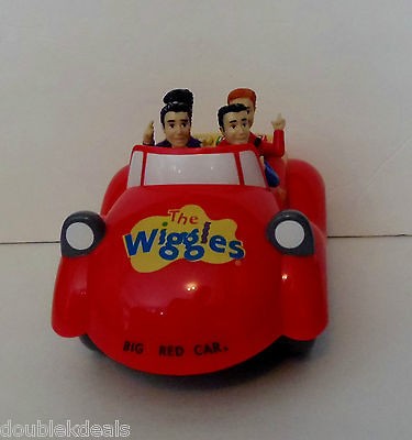   THE WIGGLES BIG RED CAR MUSICAL SINGING CAR   PROGRAMABLE PATH REPLAY