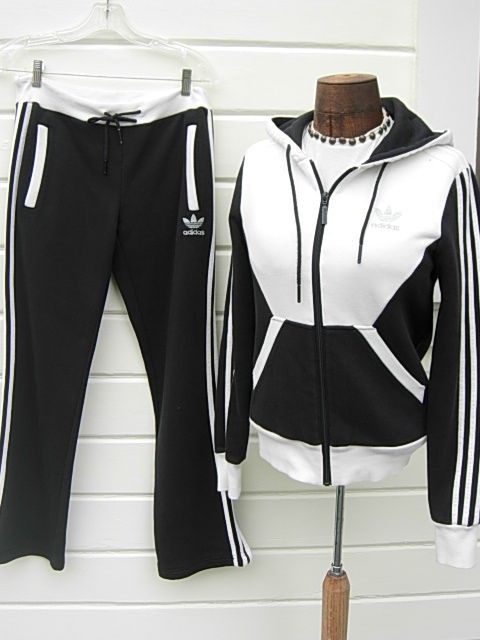 Vintage Adidas Trefoil Logo Athletic Sweat Suit    Size Medium