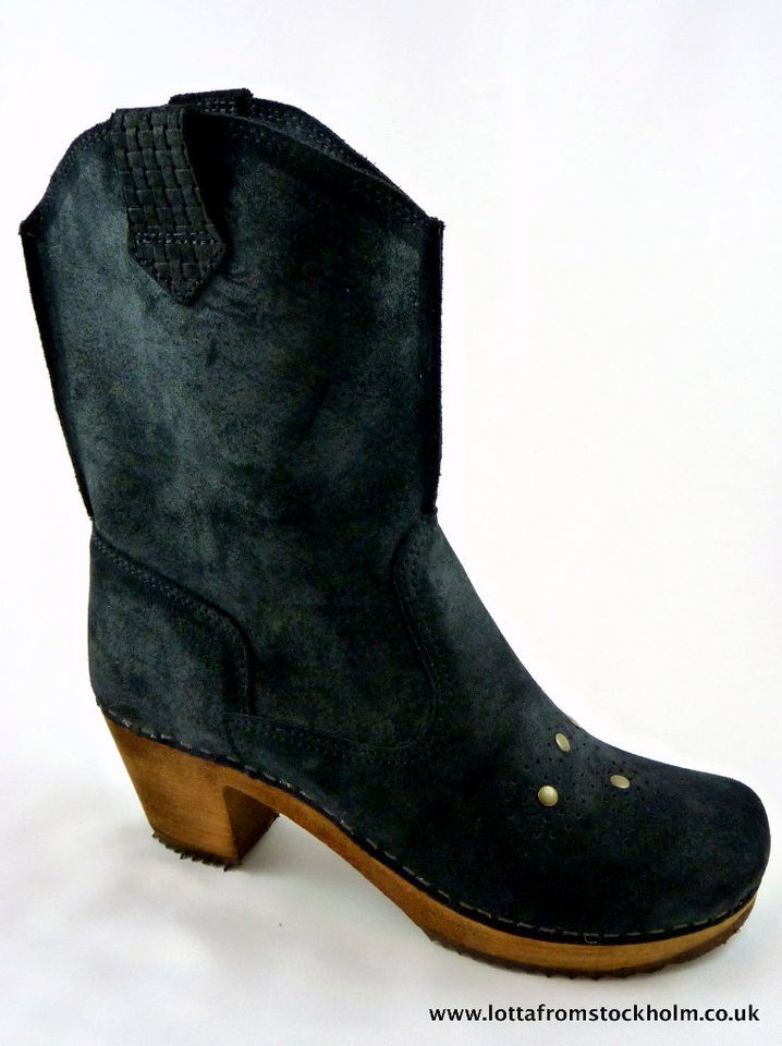 sanita lee ann cowboy style clog boots in black