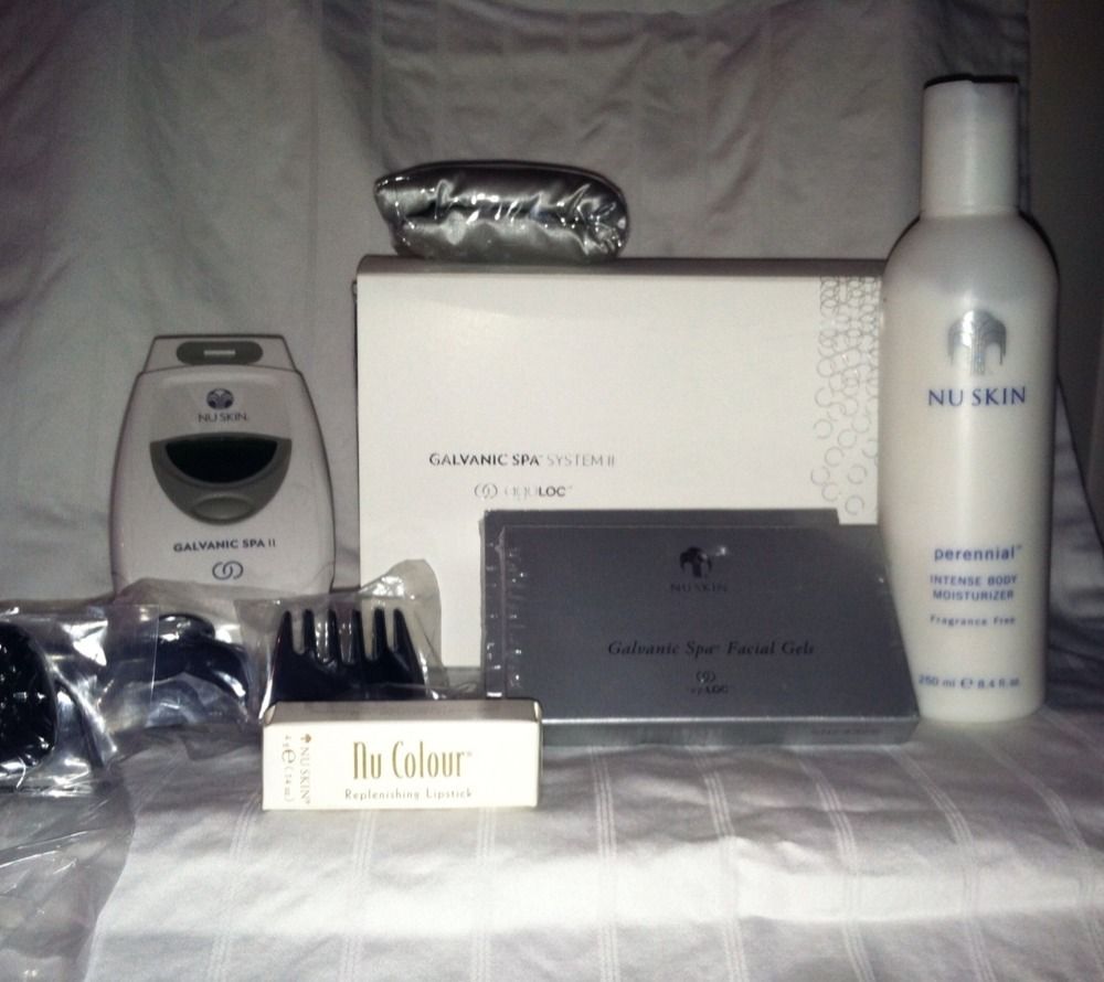 NU SKIN AGE LOC GALVANIC SPA SYSTEM II   2 BOXES OF GELS + MORE