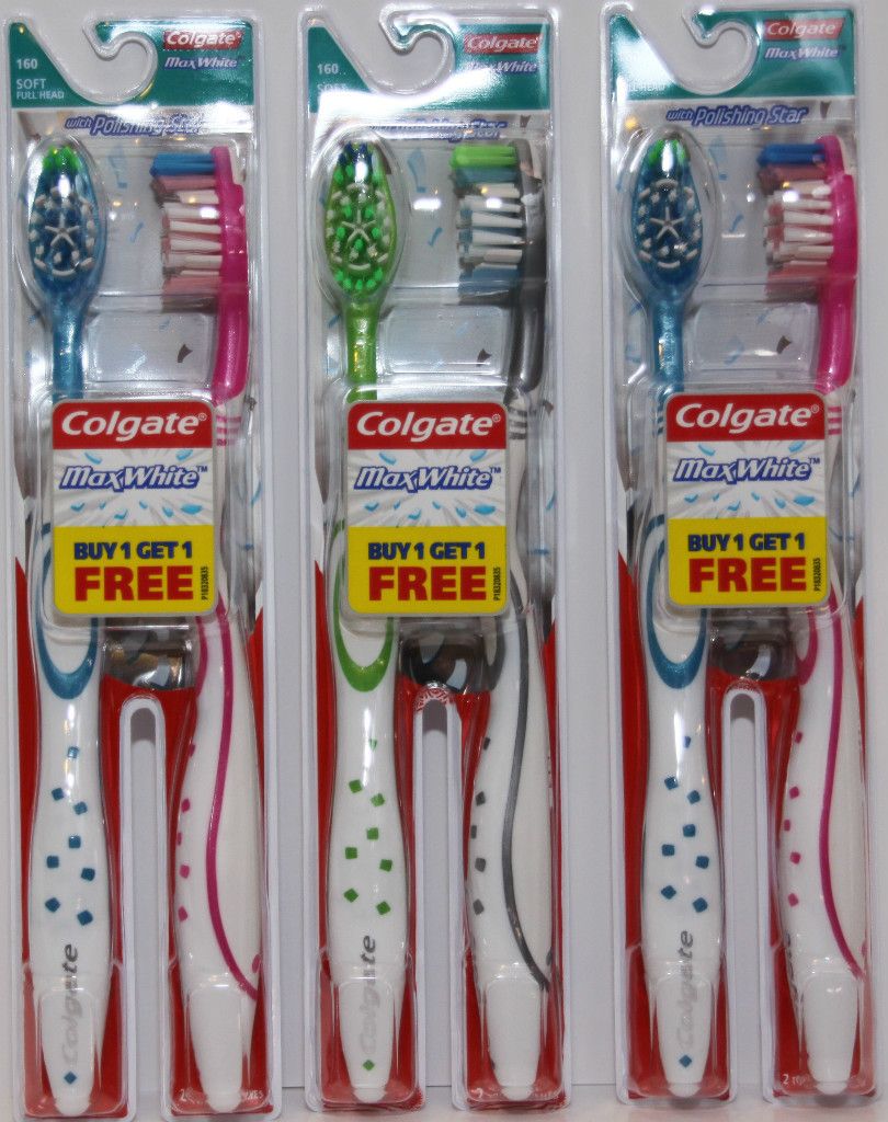 Colgate Max White Toothbrush with Polishing Star Soft Full Head