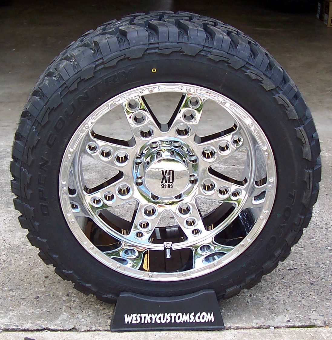 22x11 Chrome XD Diesel Wheels Toyo MT 35x12 5R22 Tires.