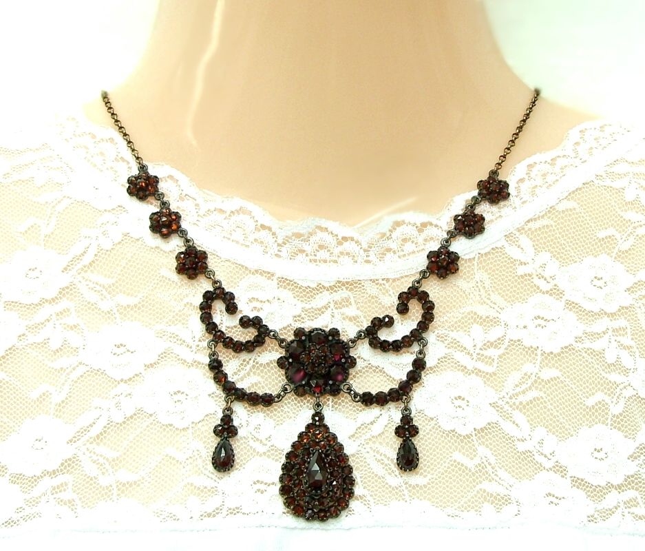 Vintage Garnet Festoon Drop Necklace in Victorian Style