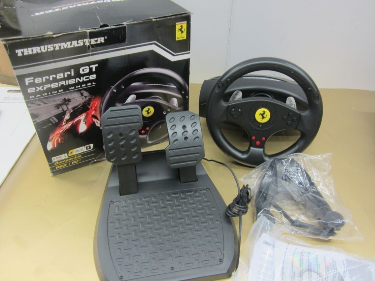 Thrustmaster Ferrari GT Experience Racing Wheel n pedals 2960697 PS3