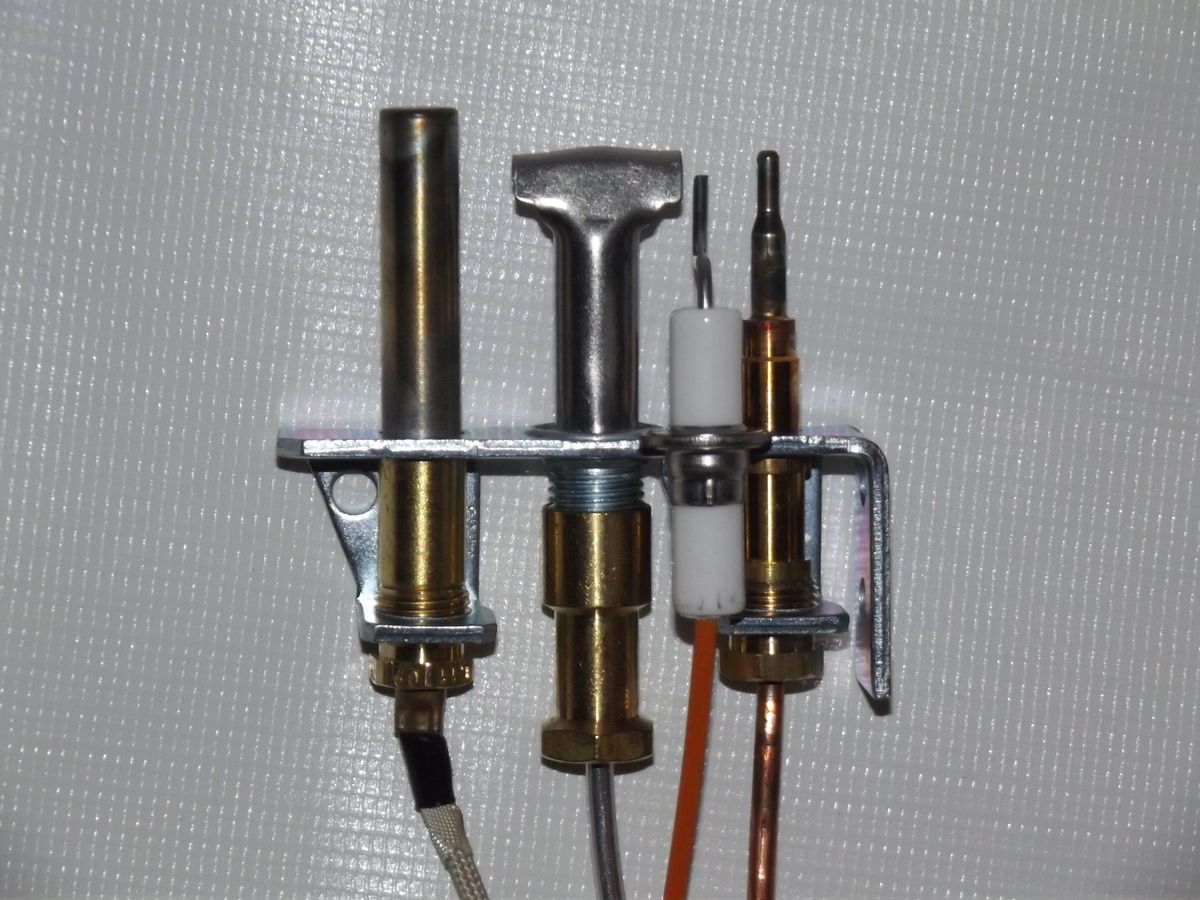 Heat n Glo Heatilator Direct Vent Fireplace Propane Gas Pilot Assembly