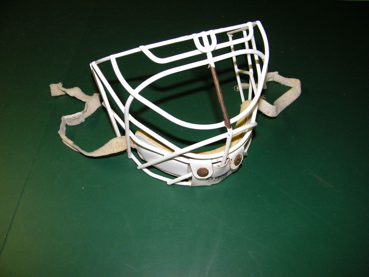 Cooper HM30 Hockey Goalie Cage Osgood NHL Style Mask
