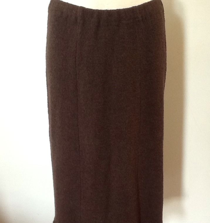JILL Brown Merino Wool Boucle Knit Skirt Fitted A Line Ruffle Hem