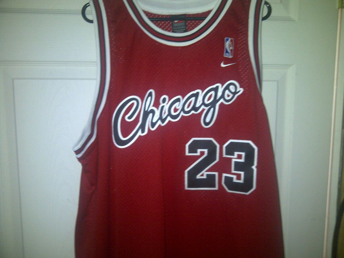 Michael Jordan 23 Chicago Bulls Nike Throwback Jersey XXL