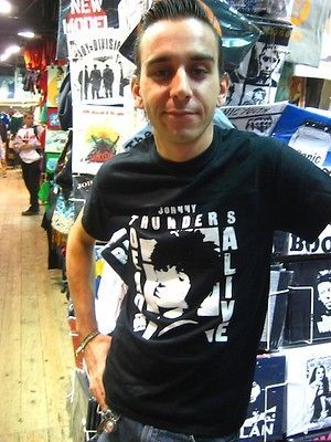 JOHNNY THUNDERS T SHIRT DEAD OR ALIVE THE HEARTBREAKERS NEW YORK