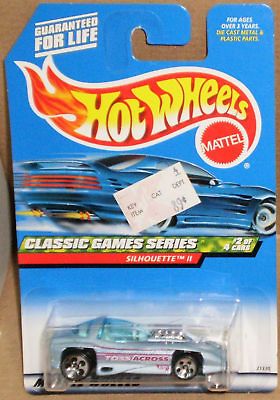 HW # 982 SILHOUETTE II Toss Across Hot Wheels Collector Classic Games
